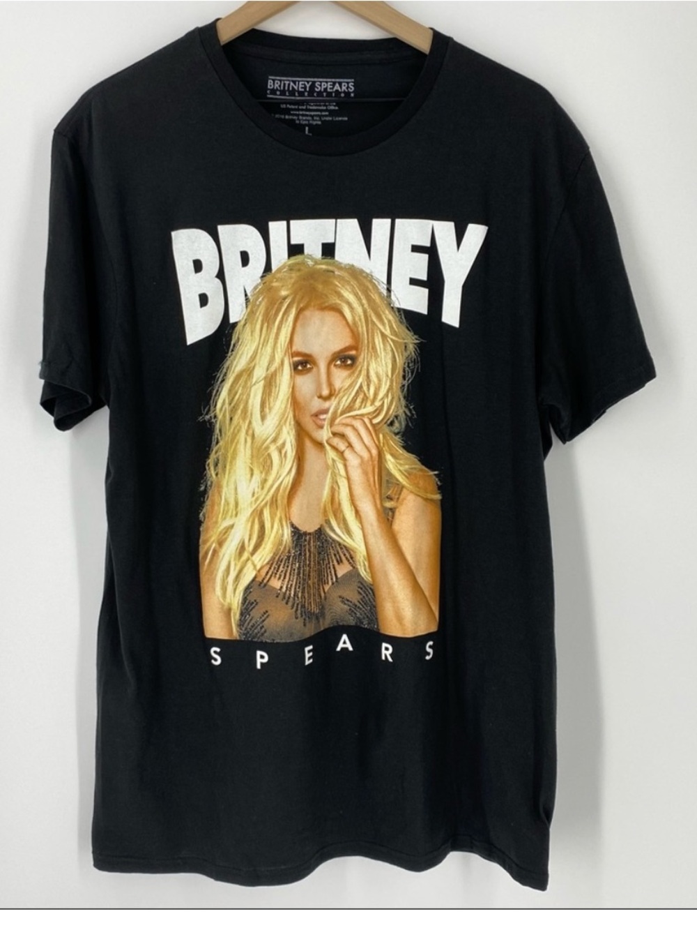 Britney Spears Collection Graphic Tee - Picture 3 of 5